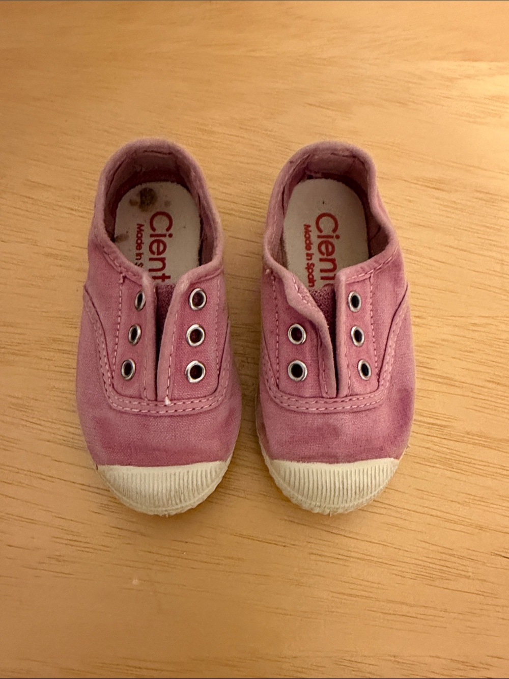 Cienta Mauve Slip-On Canvas Kids Sneakers